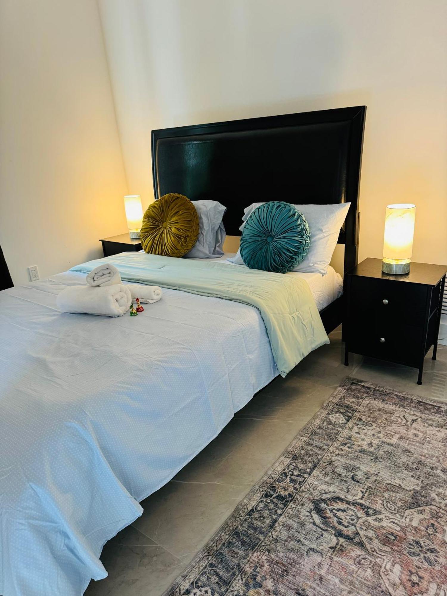 Atrium Hostel Design District Маями Екстериор снимка