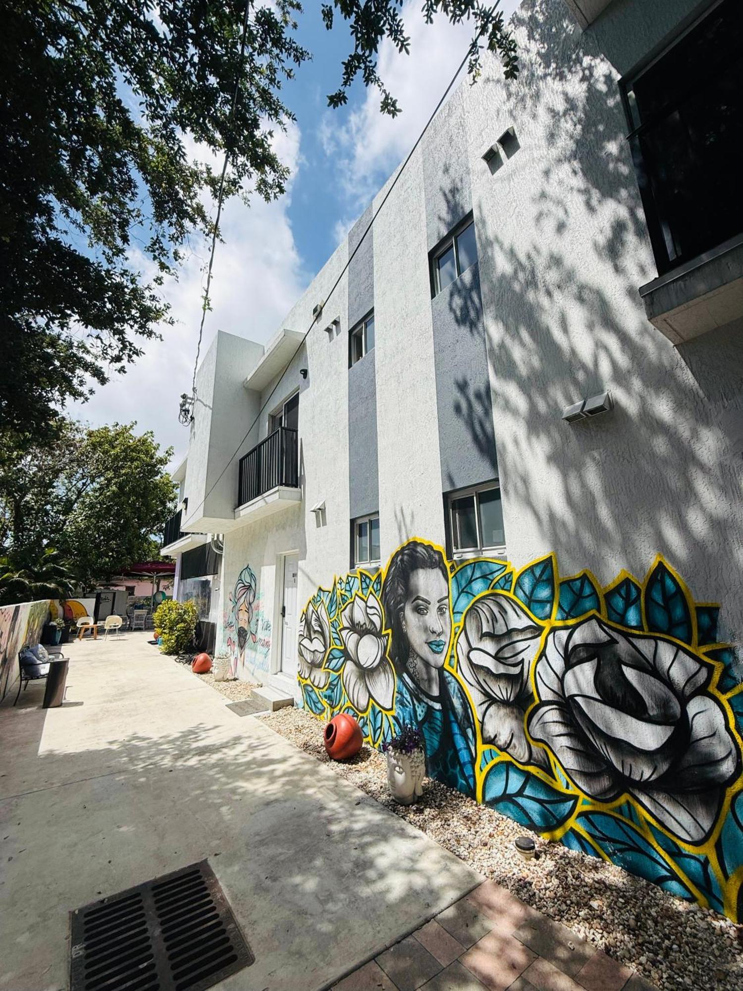 Atrium Hostel Design District Маями Екстериор снимка