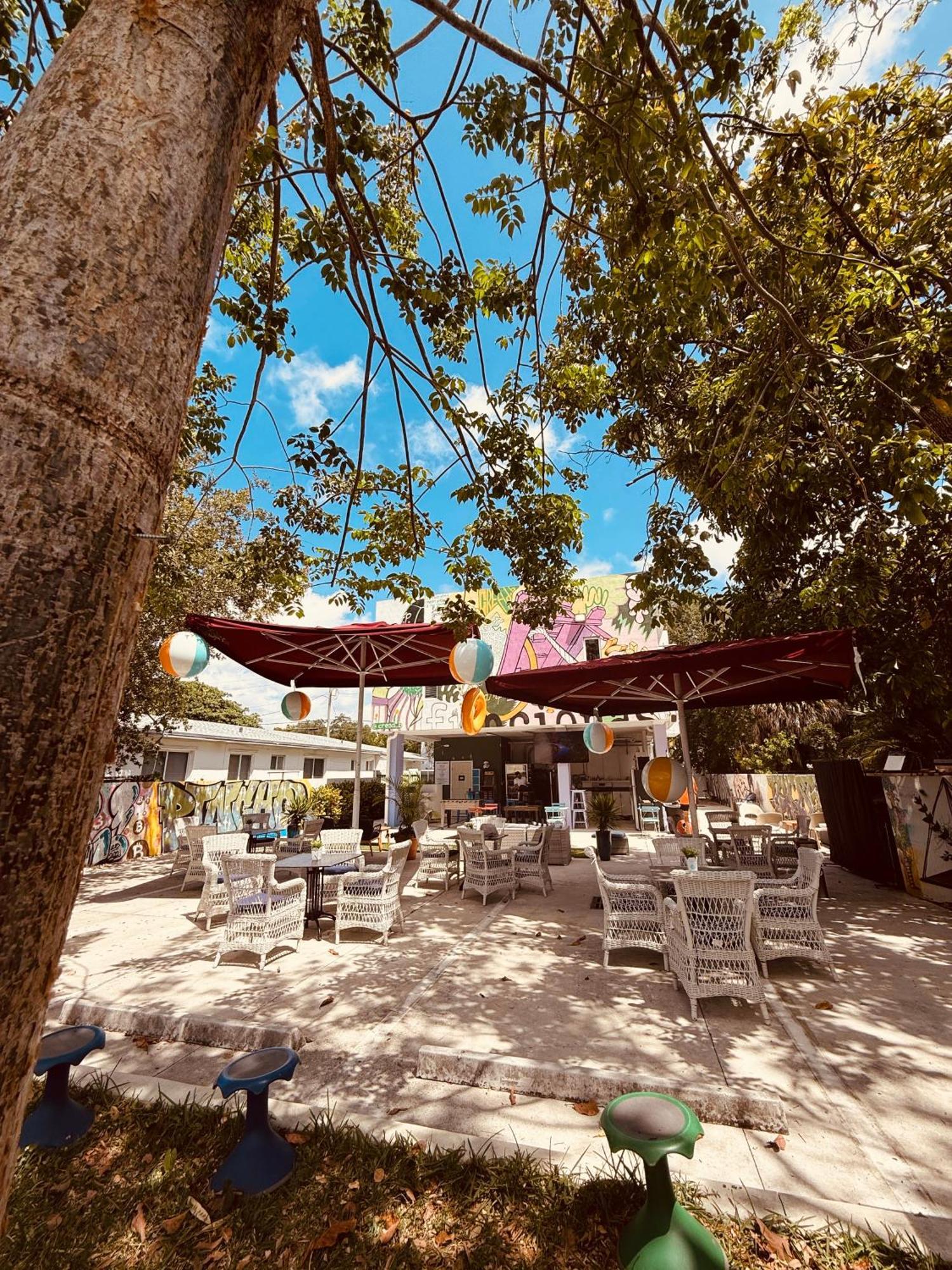 Atrium Hostel Design District Маями Екстериор снимка